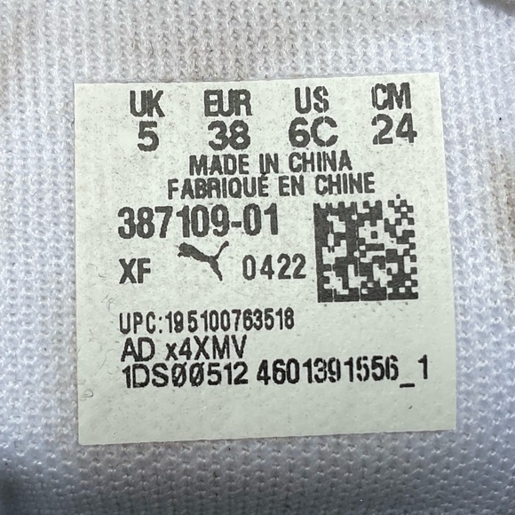 Cool Puma Iridescent Reflective White Size 6C? High Top Lace Up Sneakers! - Picture 15 of 15